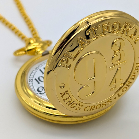 Harry Potter Pocket Watch NEW Gift Platform 9¾ King's Cross Hogwarts Express - Picture 4 of 7